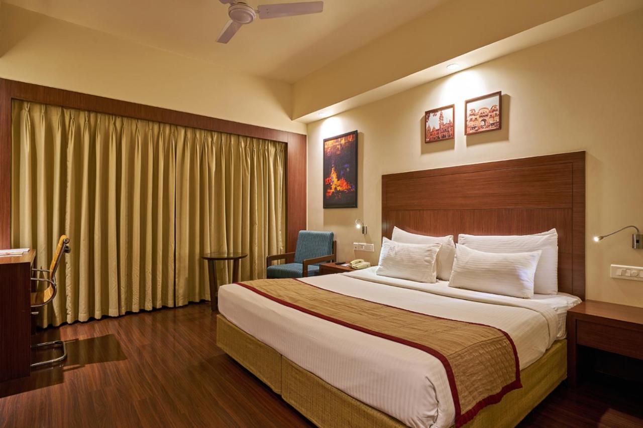 Ramee Panchshil Hotel Kolhapur Exterior photo